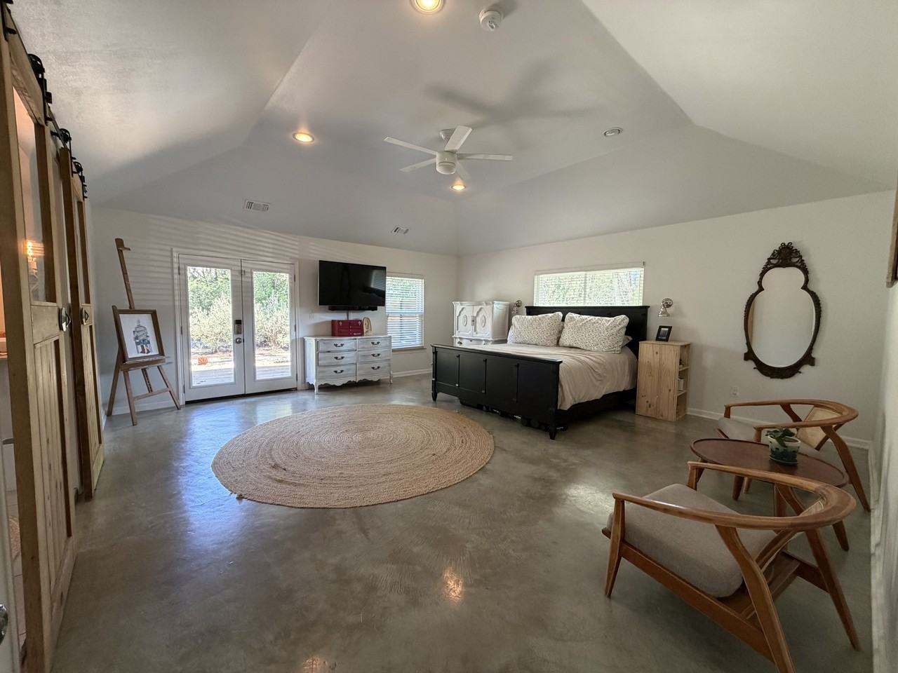 5661 Oak Blvd #NA - Photo 5 of 25