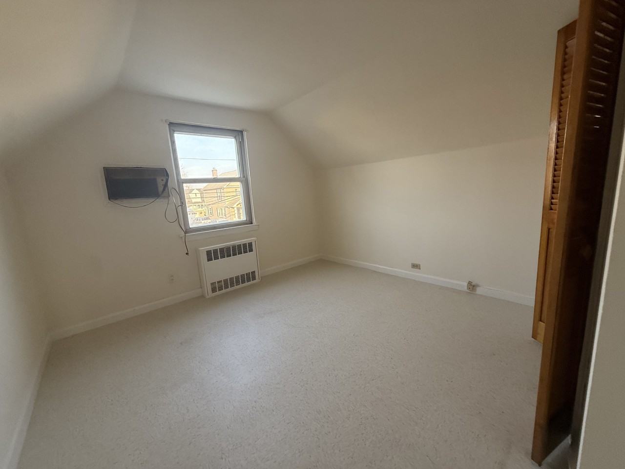 1053 N 6th St #NA - Photo 5 of 10