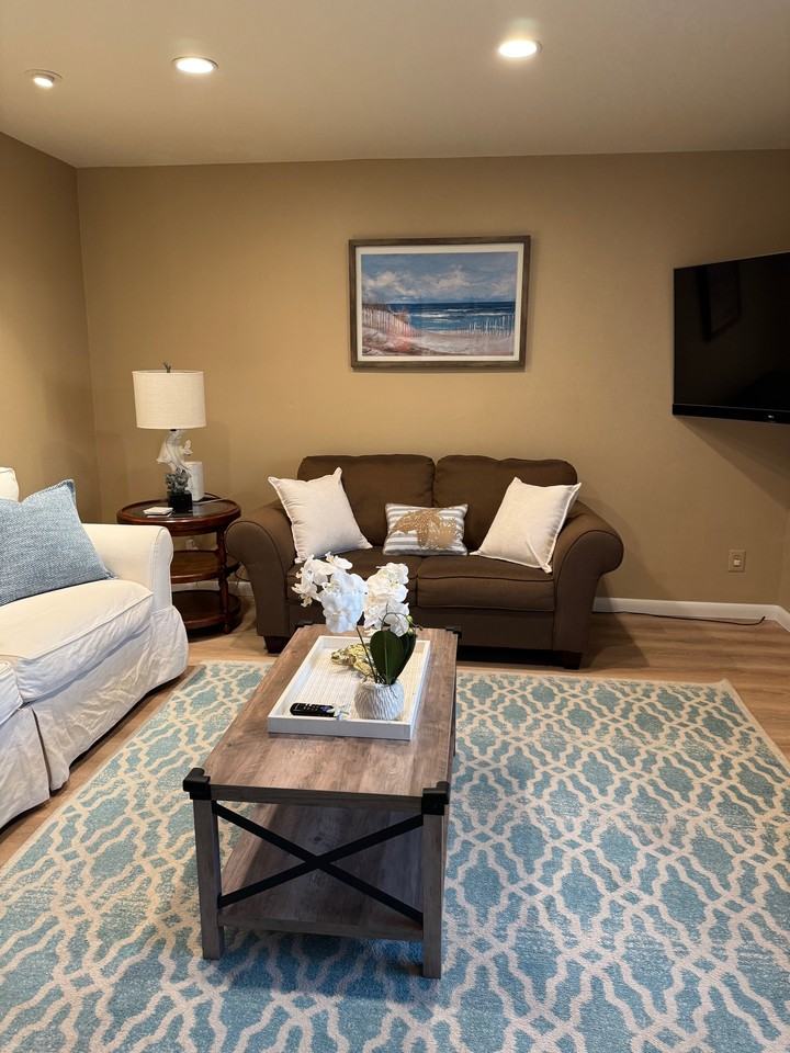 2 N Frontenac Ave #NA - Photo 6 of 32