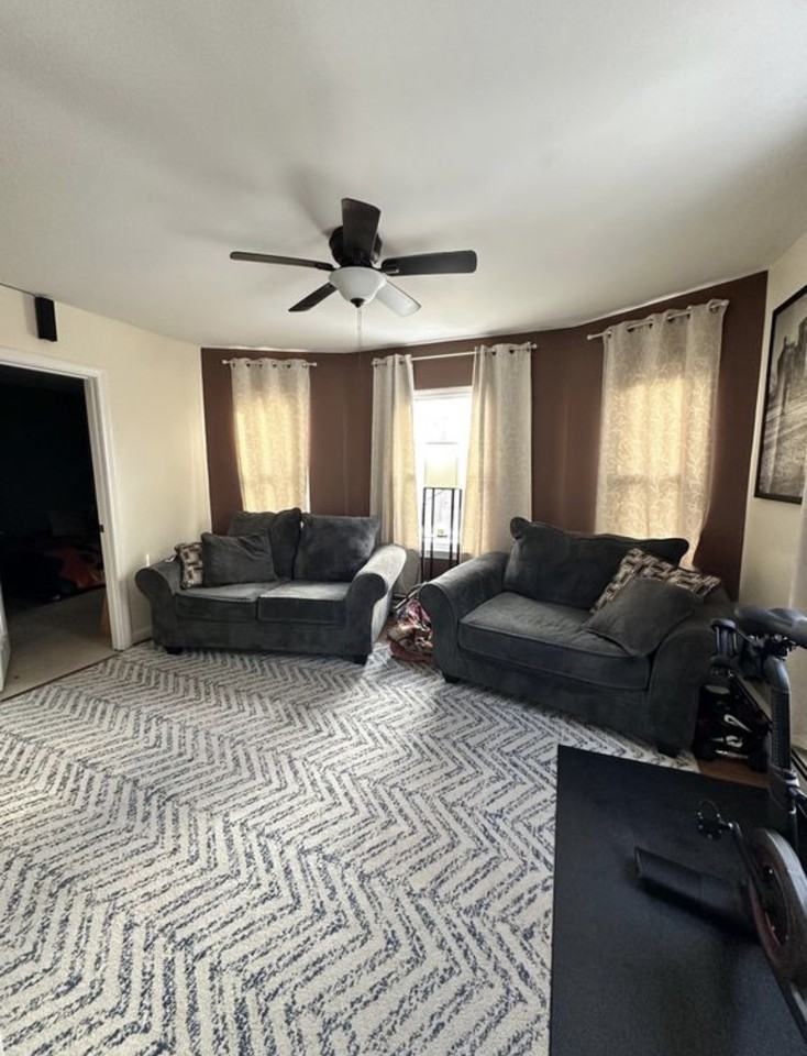 33 Worcester St #1 - Photo 3 of 12