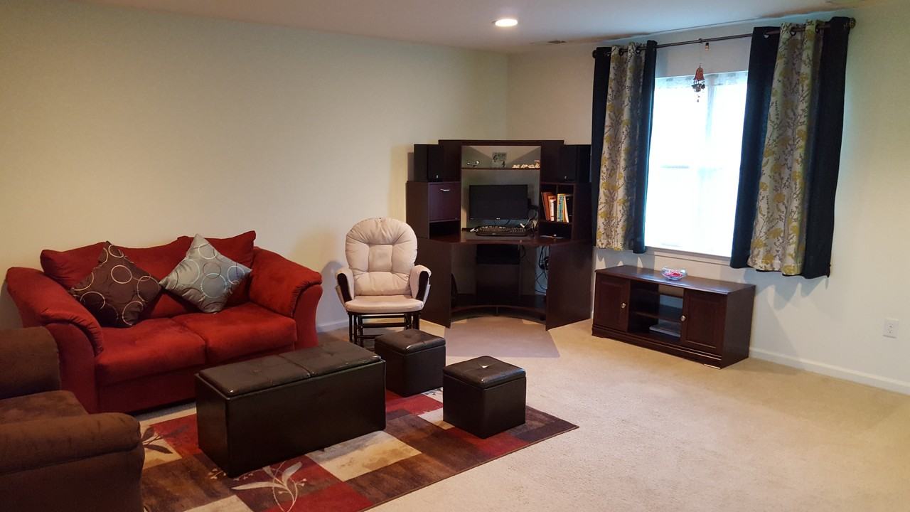 18 Alerica Ln #18 - Photo 4 of 16