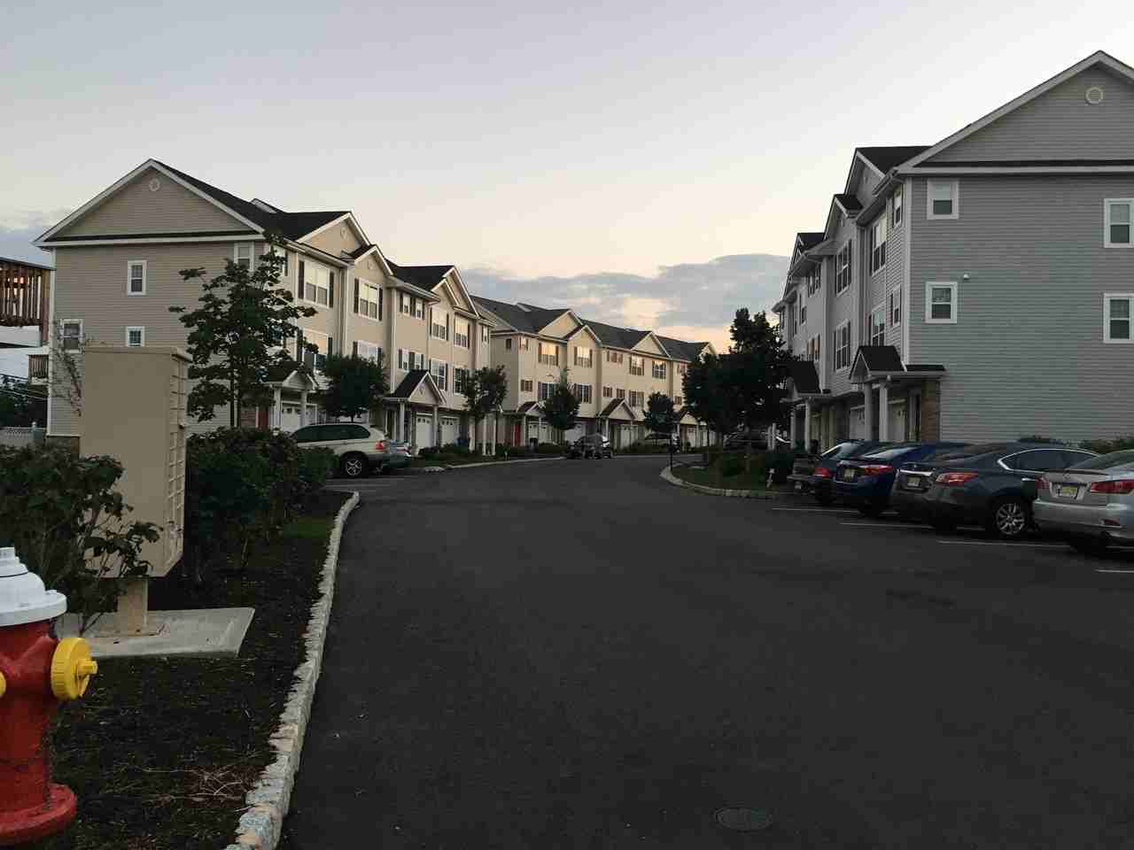 18 Alerica Ln #18 - Photo 4 of 16