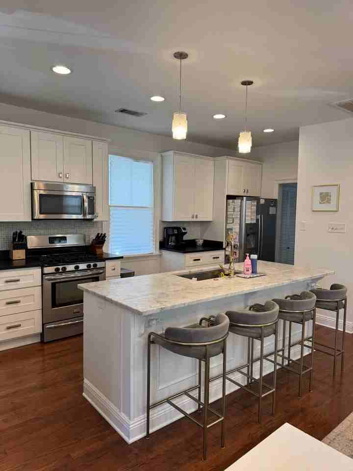 819 Hidalgo St #NA - Photo 6 of 29