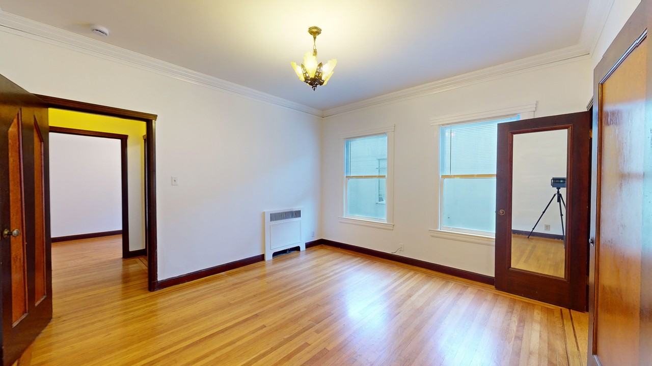 1737 Chestnut St #5 - Photo 2 of 16