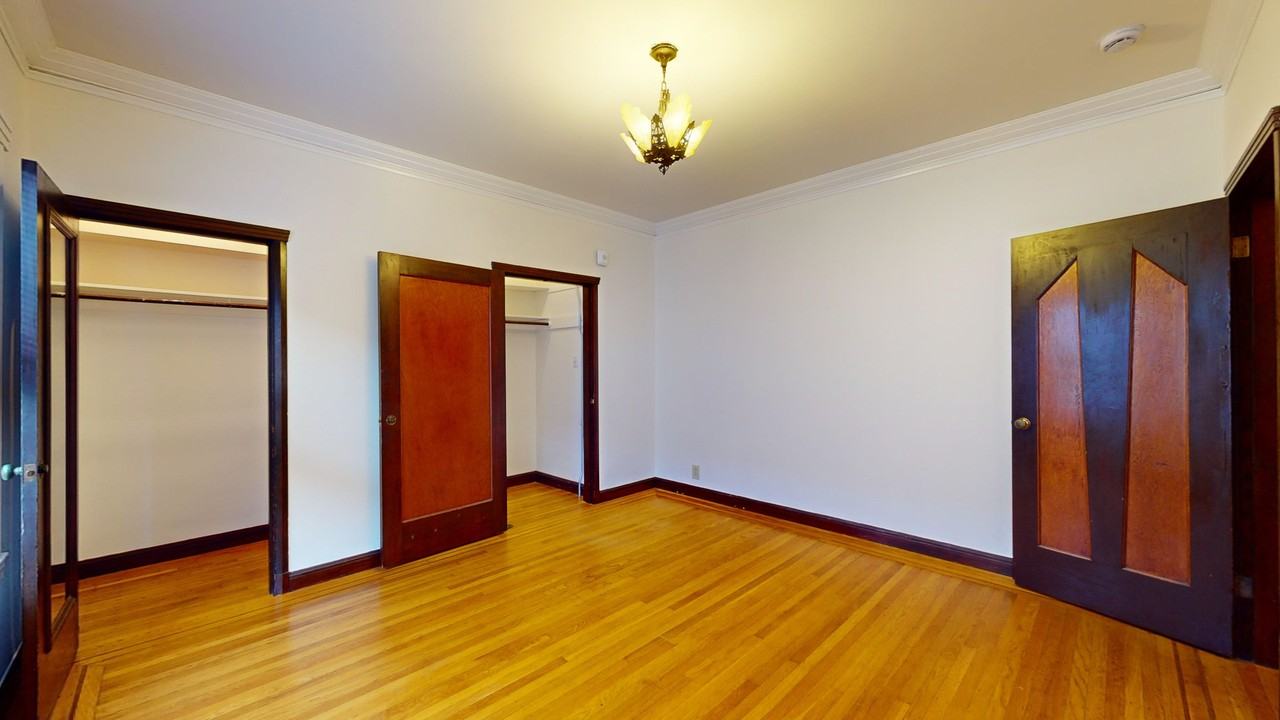 1737 Chestnut St #5 - Photo 5 of 16