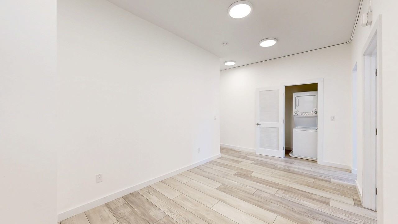 1408 California St #509 - Photo 5 of 10