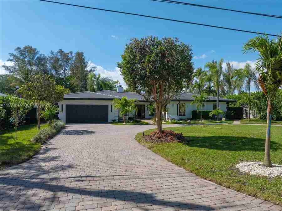 5120 Carillo St - Photo 6 of 50