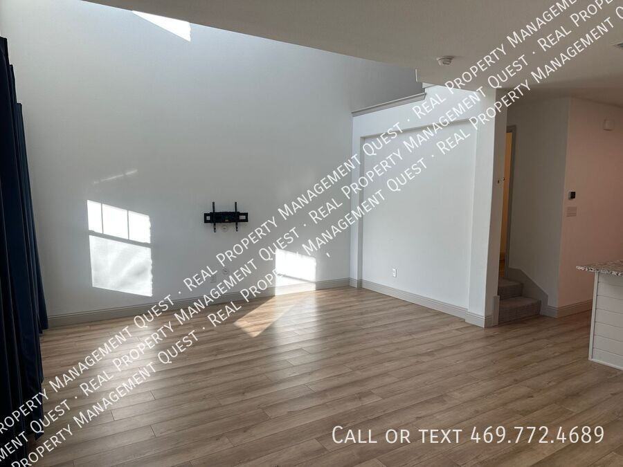 4553 Cypress Thorn Dr - Photo 3 of 17