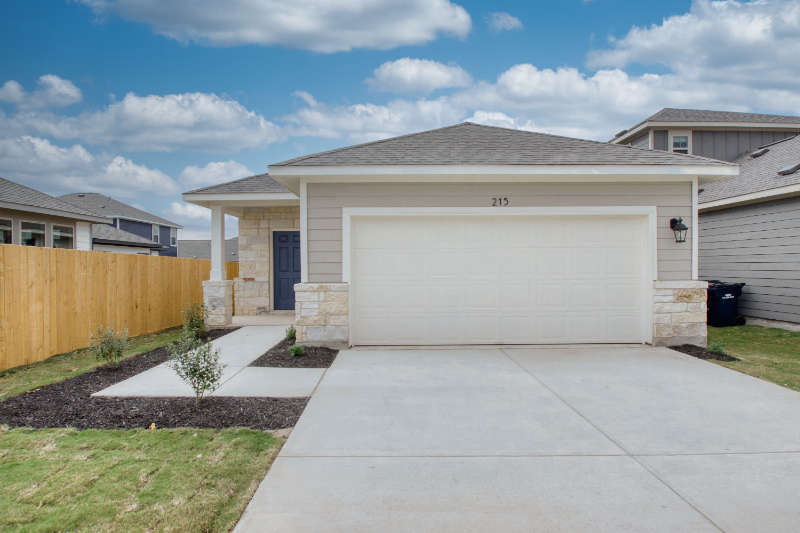 215 Kellys Heroes Way - Photo 2 of 23