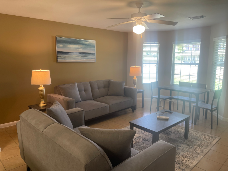 23451 High Point St - Photo 2 of 5