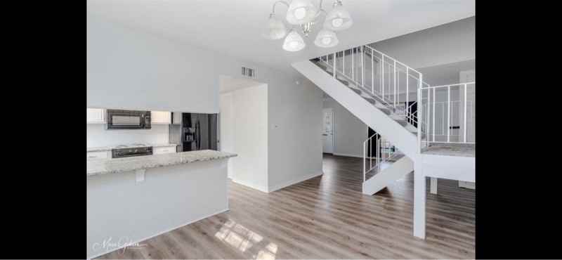 10031 Smitherman Dr - Photo 4 of 9