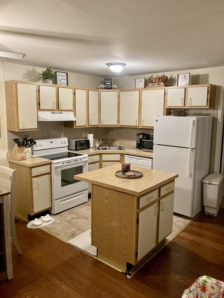 156 Liberty St #15 - Photo 6 of 13