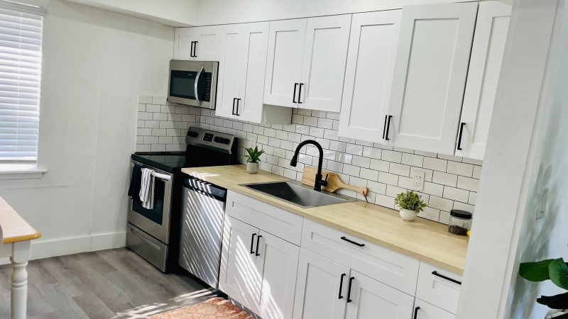 2604 Dauphin St #109 - Photo 2 of 6