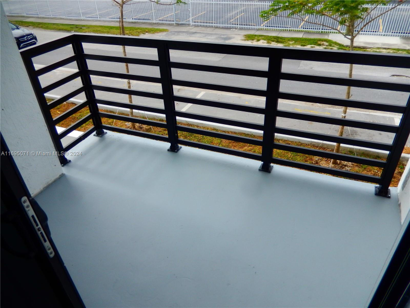 16955 Swave #1 - Photo 4 of 12