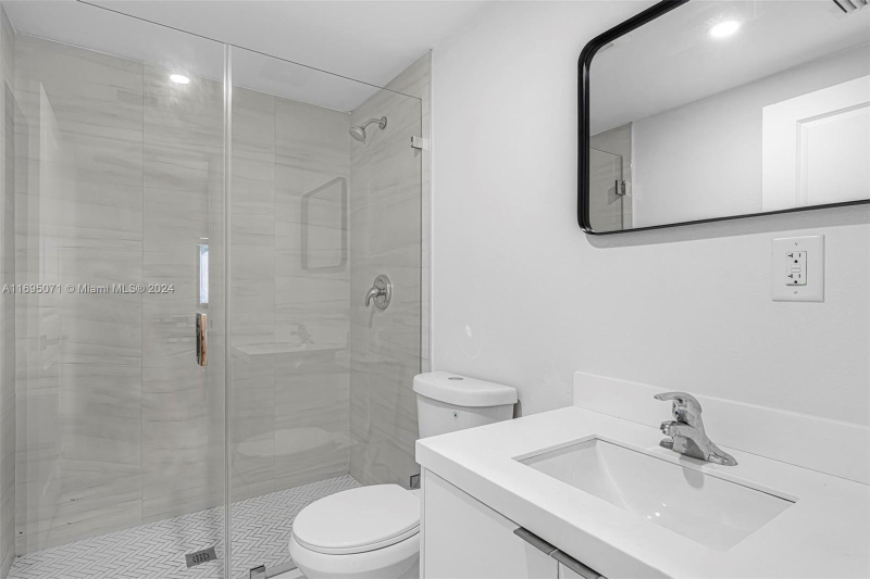 16955 Swave #1 - Photo 6 of 12