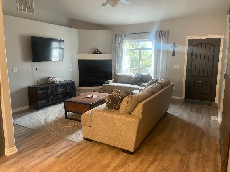 1222 E Pistioa Dr - Photo 2 of 19