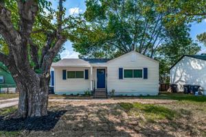 featured image of 3929 Winfield Ave