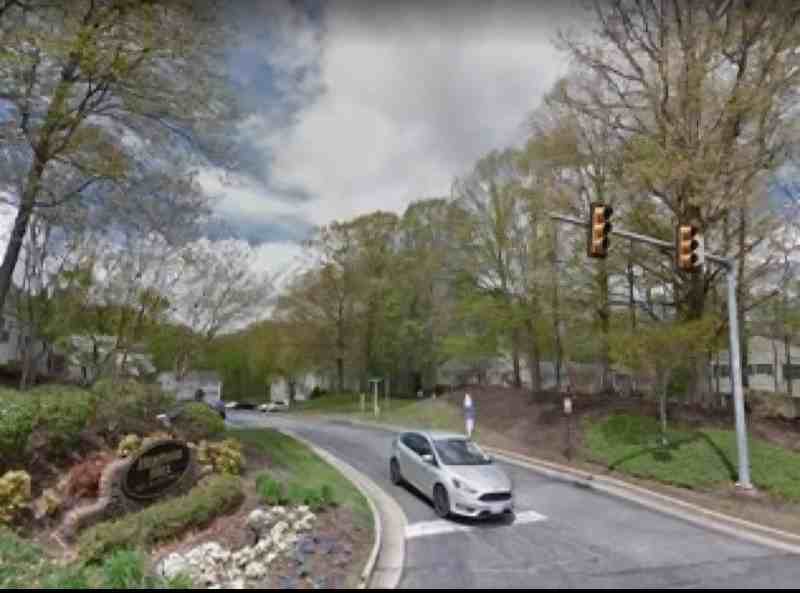 1650 Heritage Hill Dr #601 - Photo 4 of 35