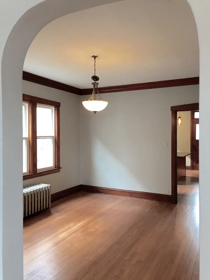 1846 Wesley Ave - Photo 5 of 20