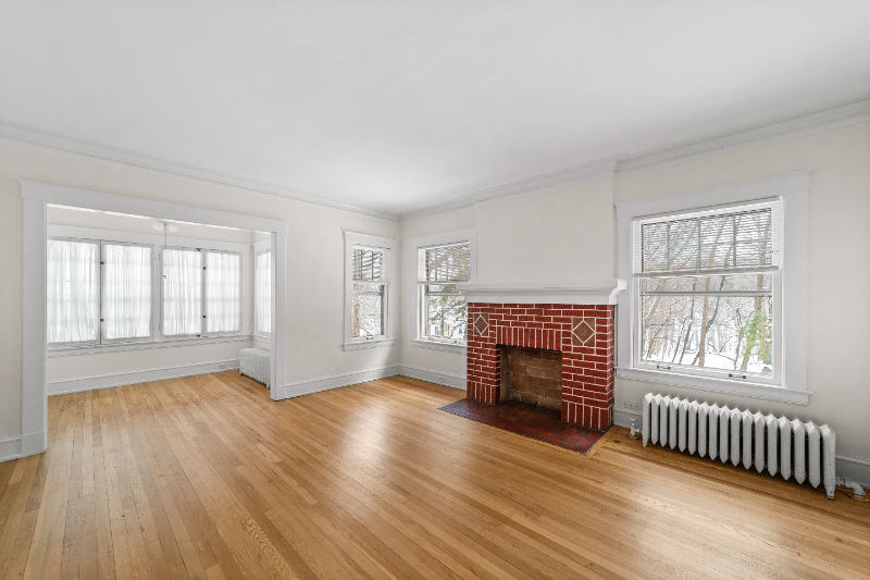 14308 Superior Rd - Photo 2 of 20