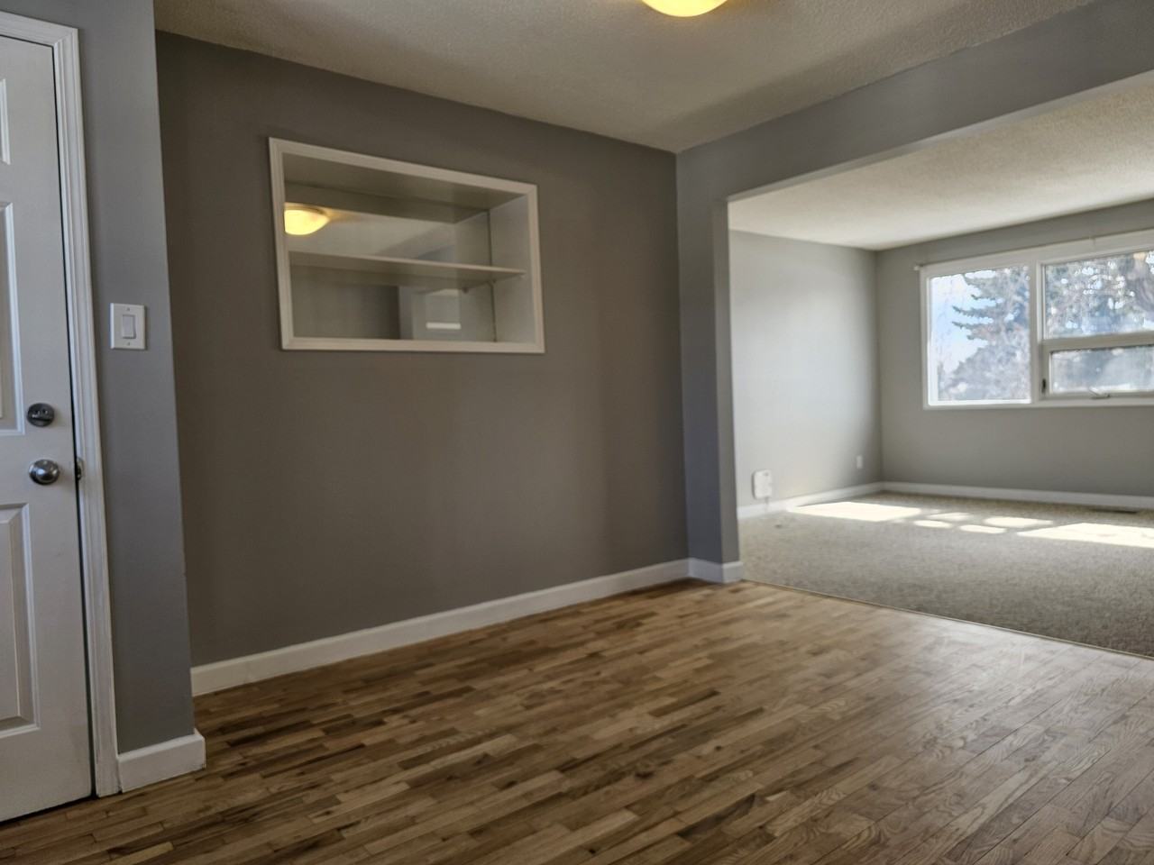 9512 128 Ave Nw - Photo 6 of 19