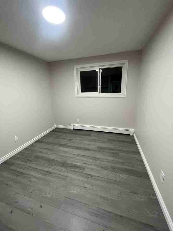 12955 101 St Nw #2 - Photo 6 of 16