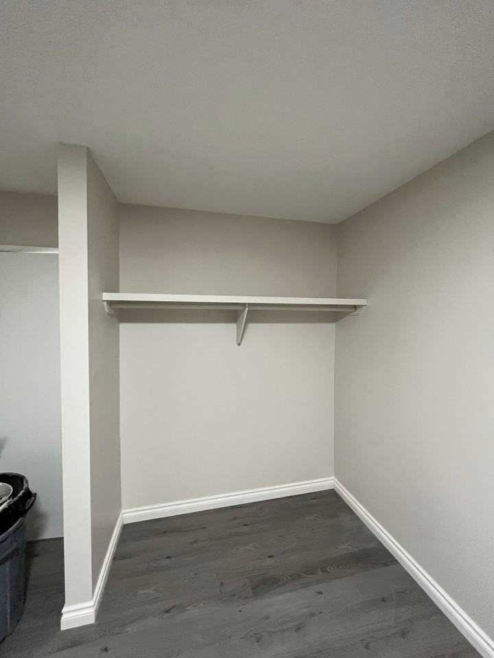 12955 101 St Nw #2 - Photo 7 of 16