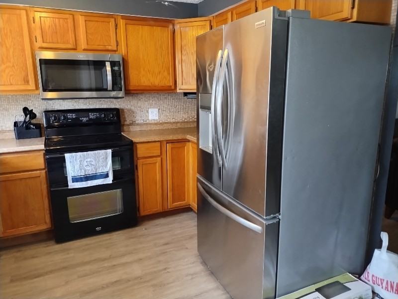 6350 53rd St N - Photo 2 of 5