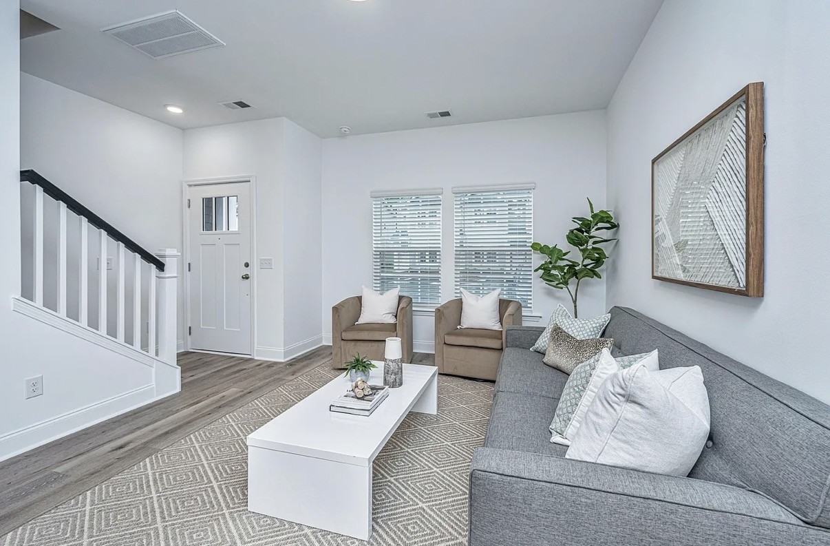 102 Twin Rivers Dr - Photo 4 of 20