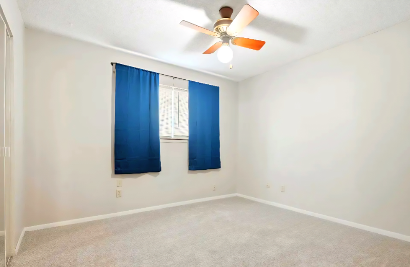 3032 Sw Lydia Ave #103 - Photo 4 of 10