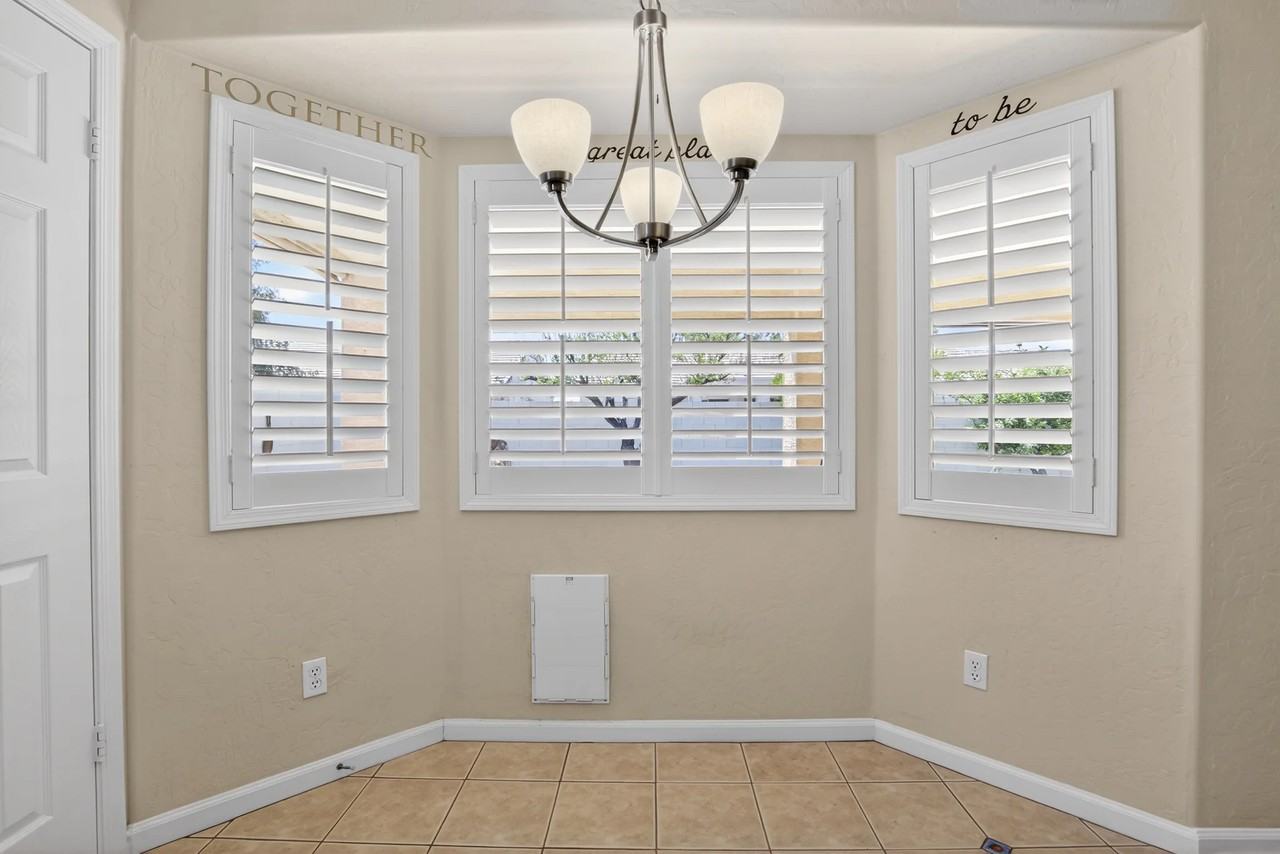 2297 E Cathy Ct - Photo 6 of 34