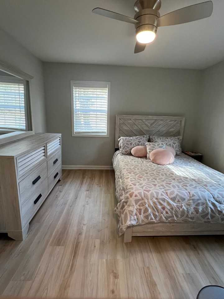 1515 S Alston Ave - Photo 3 of 9