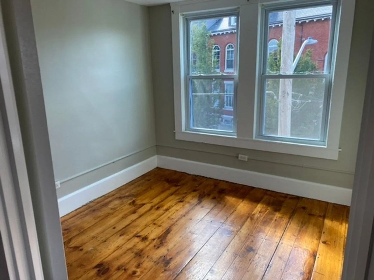 187 Newbury St #03 - Photo 6 of 11