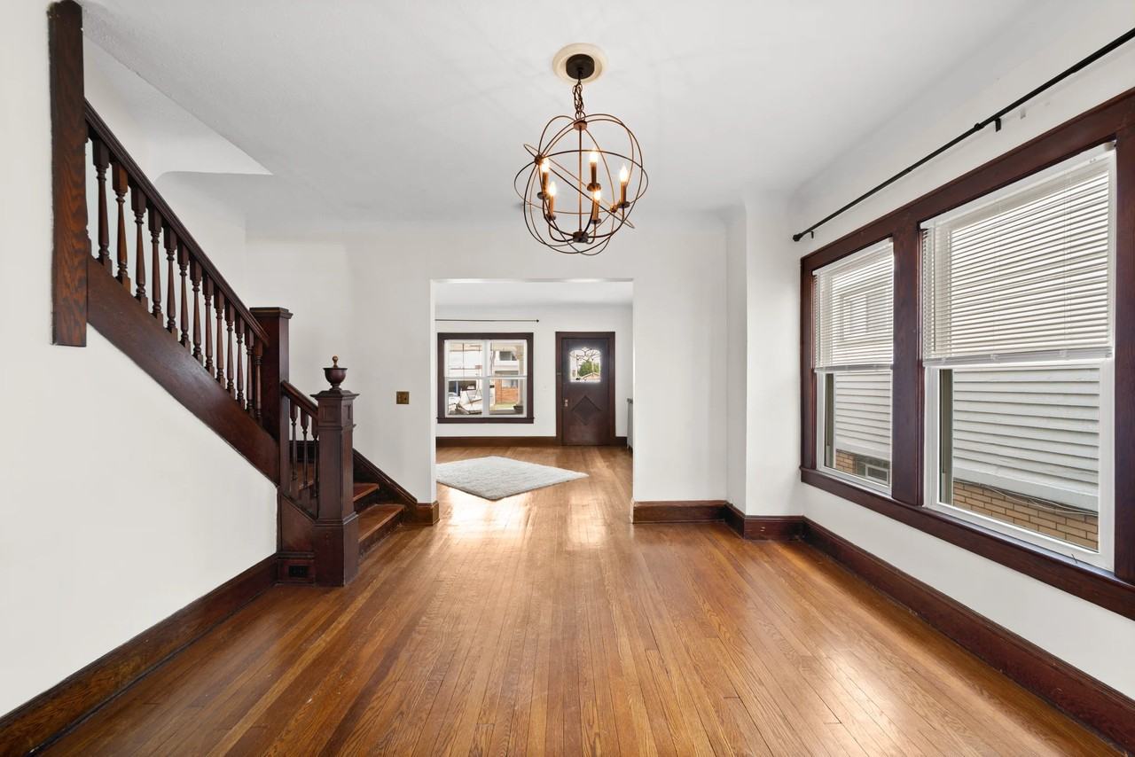 1422 Alameda Ave #1 - Photo 5 of 32