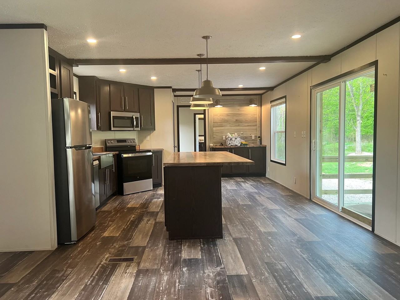 230 Grandstaff Dr - Photo 4 of 13