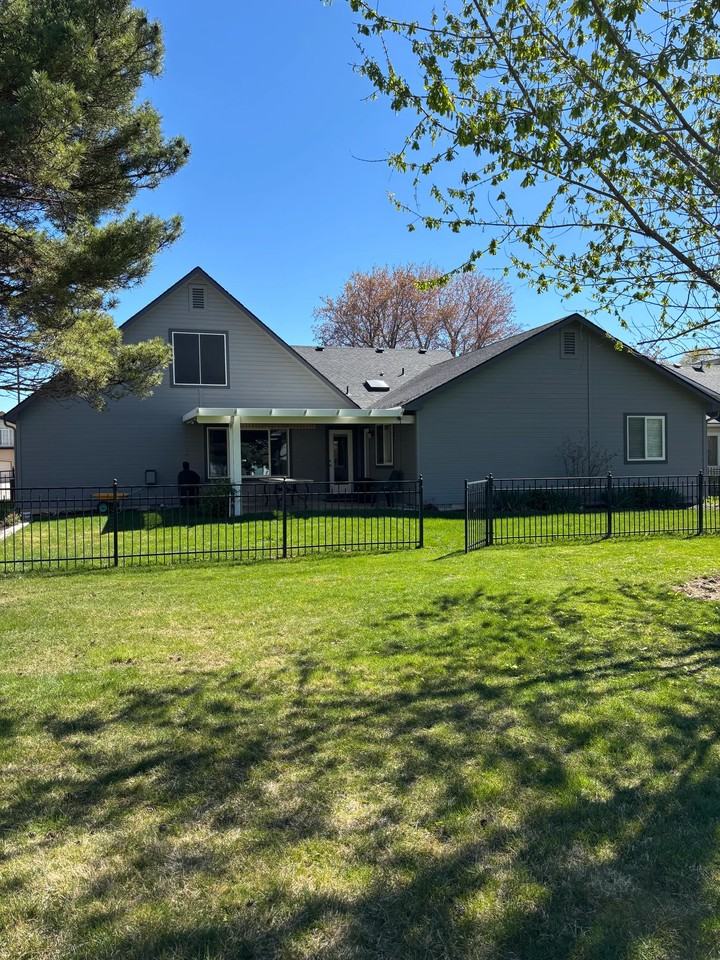 4151 N Clearbrook Pl - Photo 3 of 18