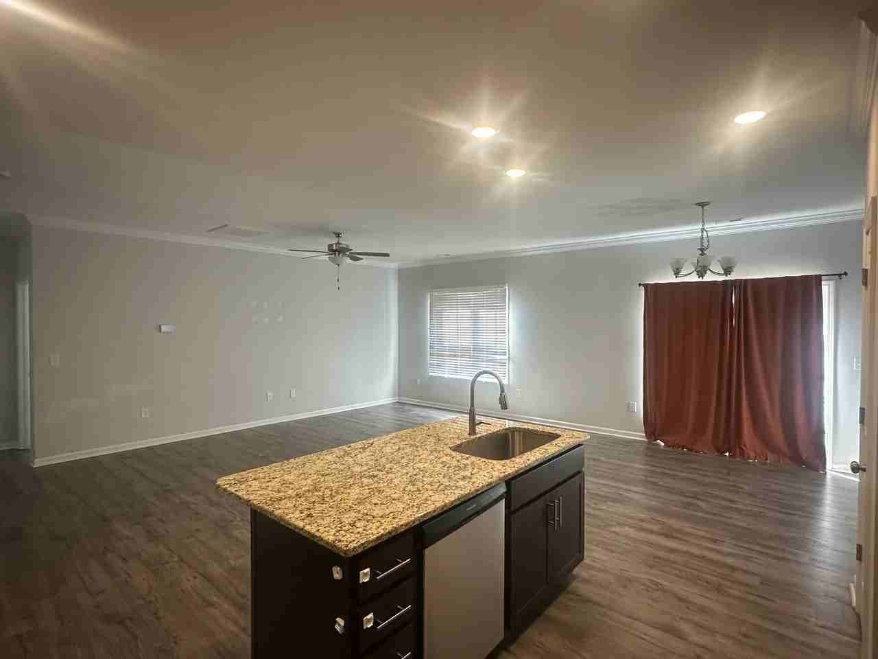 38 Knotts Berry Rd - Photo 5 of 12