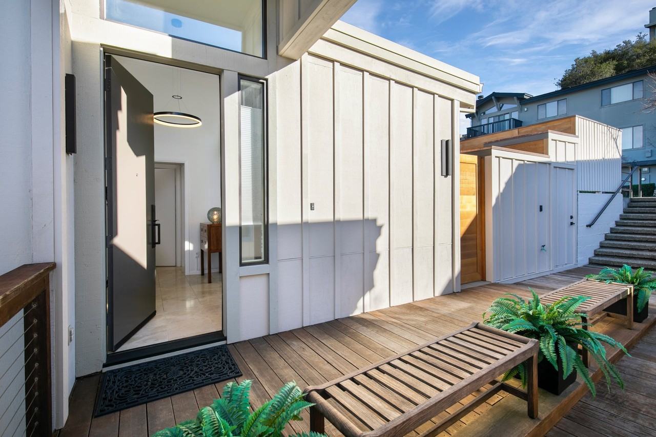 26 Spy Glass Hl - Photo 3 of 20