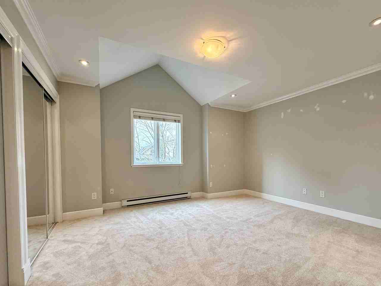 1135 Barclay Street #3 - Photo 4 of 15