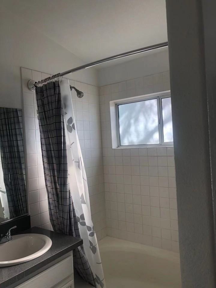 4315 La Ronda Cir #9 - Photo 4 of 4