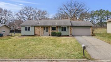 featured image of 901 E 143rd St