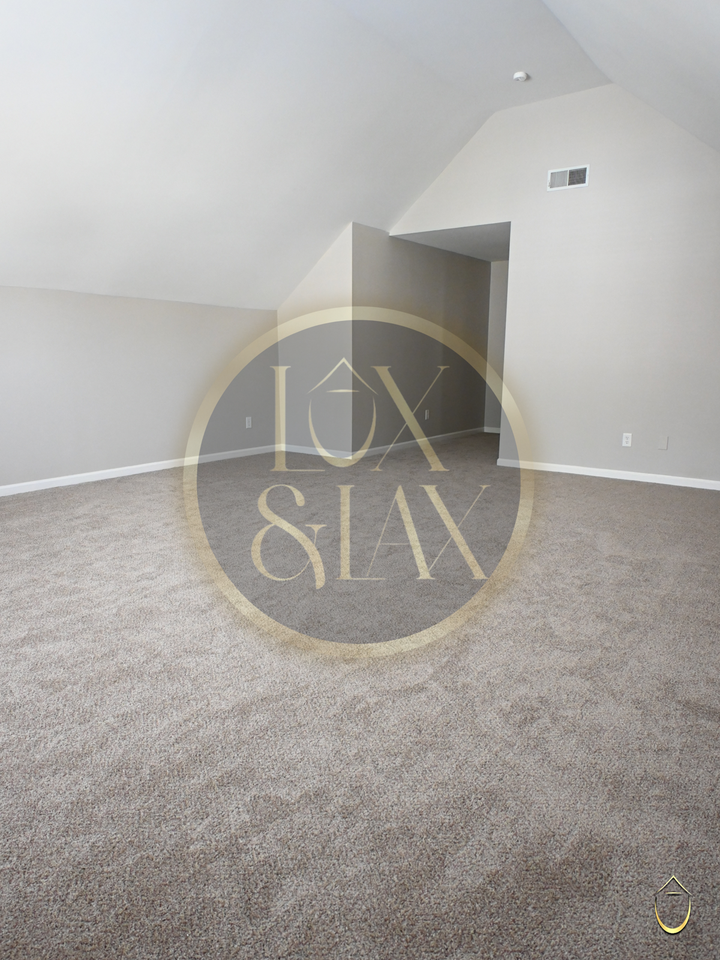 5819 Twin Brook Drive, Unit B - Photo 4 of 17