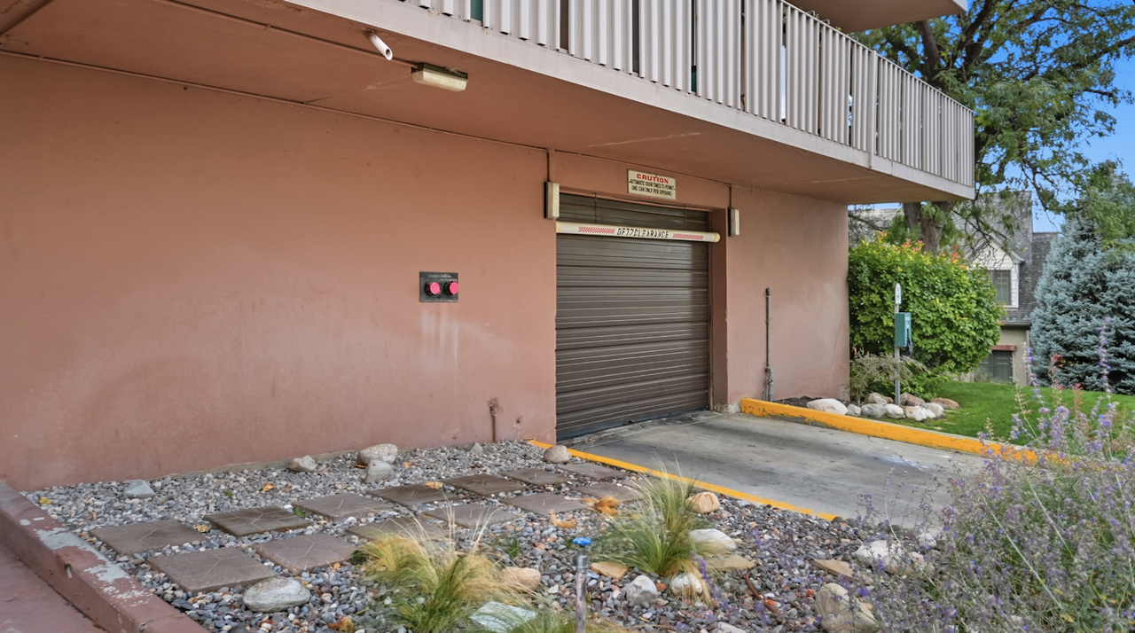 87 West 300 North - Photo 2 of 14