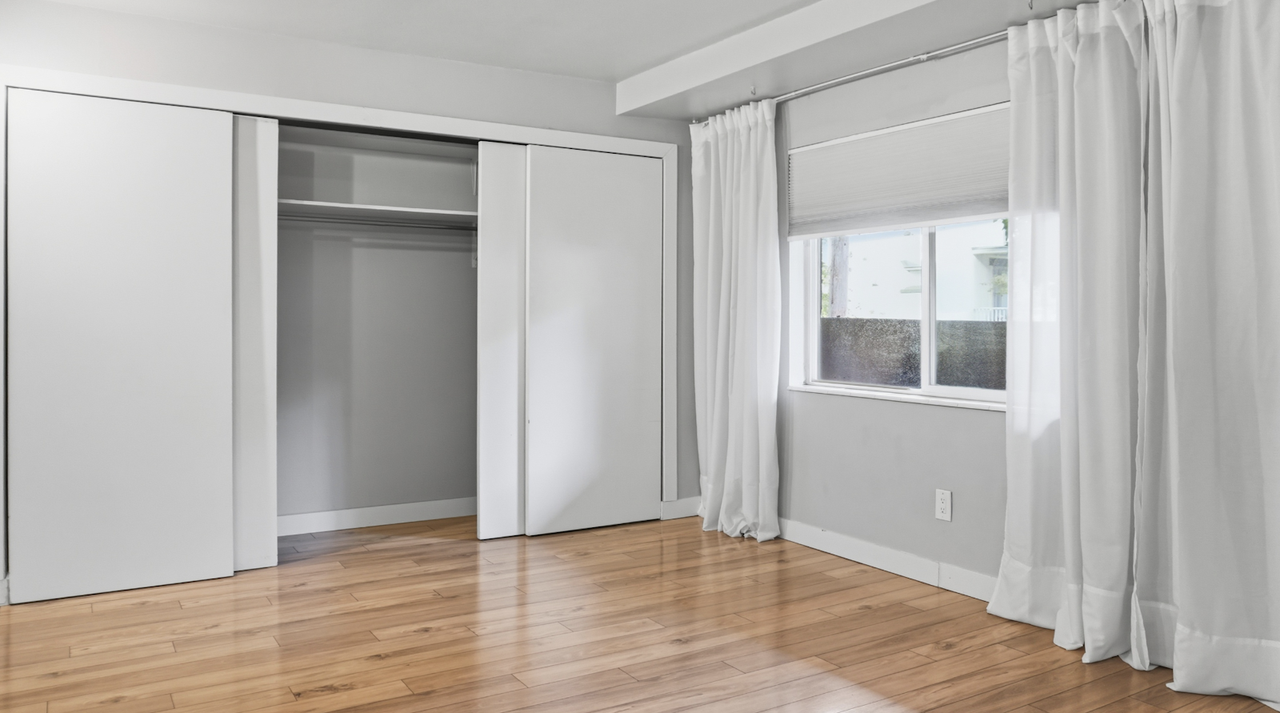 87 West 300 North - Photo 3 of 14