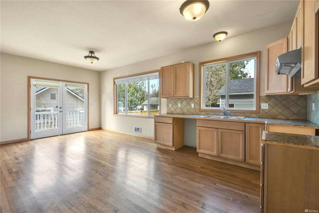 313 Bendigo Boulevard North, Unit 2 - Photo 3 of 13