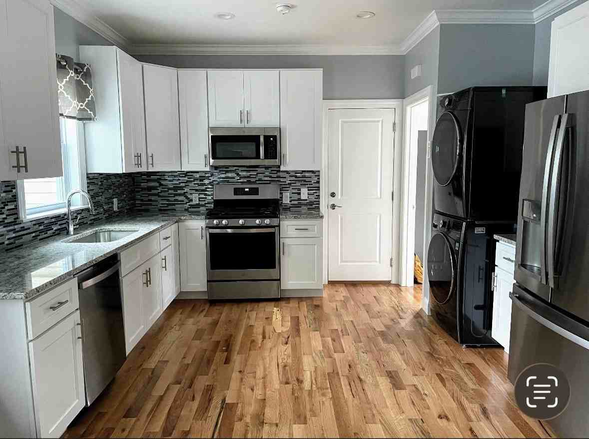 160 -162 Transit Street - Photo 2 of 24