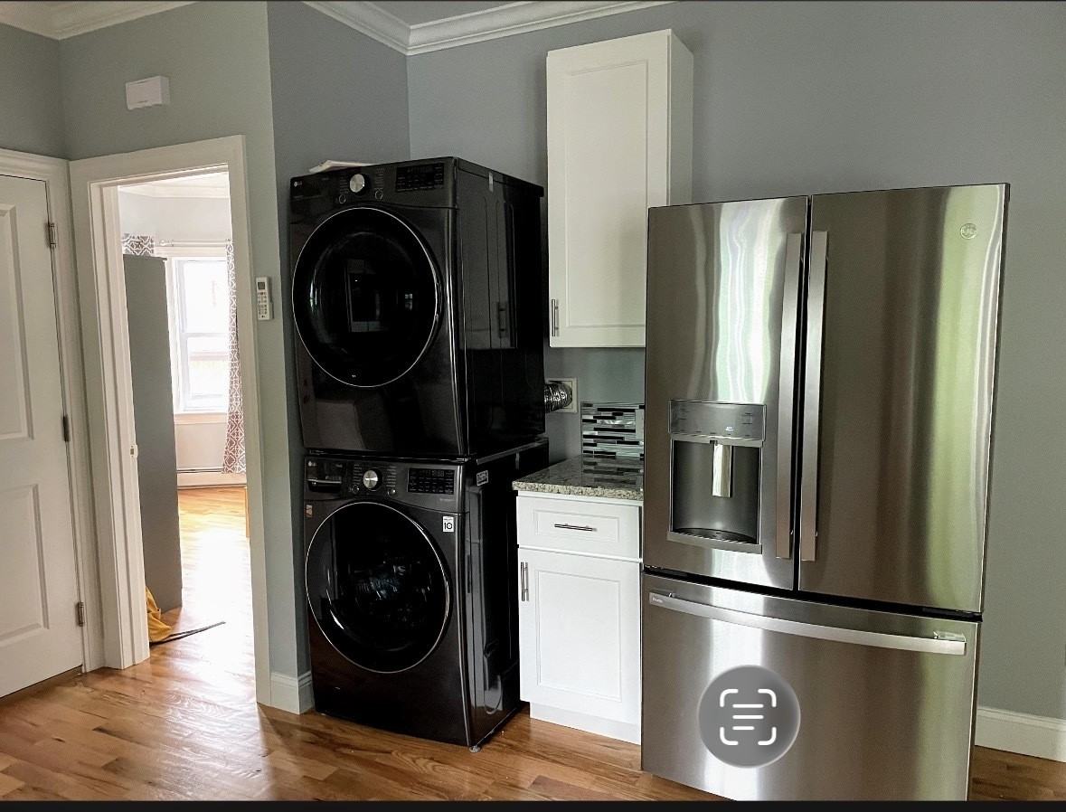 160 -162 Transit Street - Photo 3 of 24