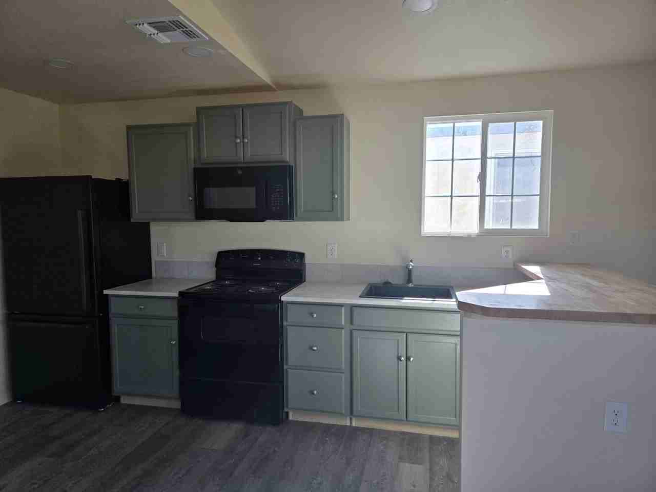 1484 Tonto Dr #1 - Photo 3 of 12