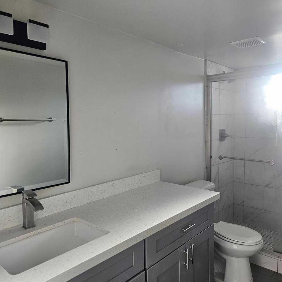 3326 N 66th Pl Apt 4 - Photo 7 of 10