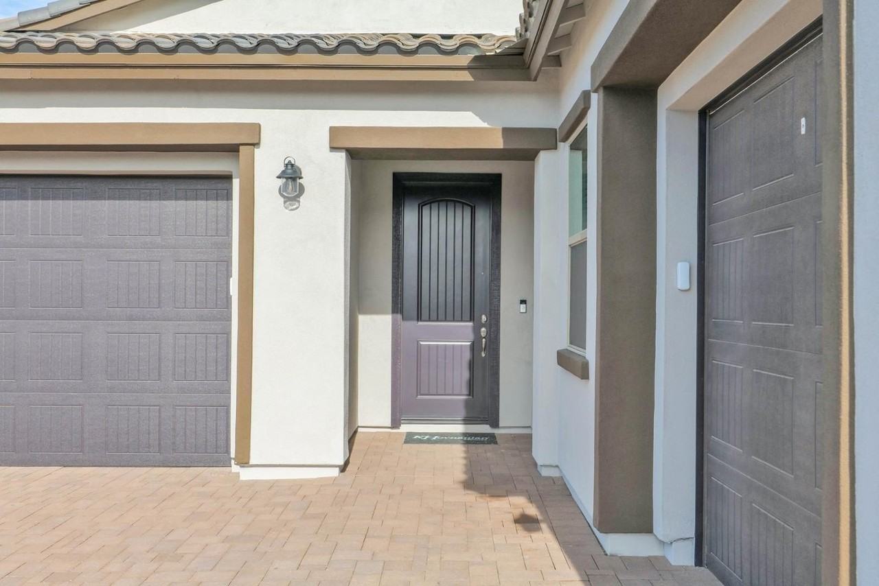 3130 E Flintlock Dr - Photo 4 of 32